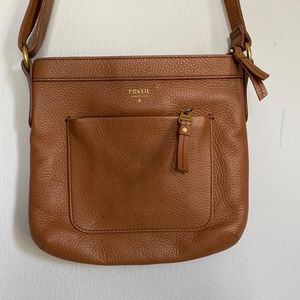 Fossil Pebbled Leather Camel Crossbody